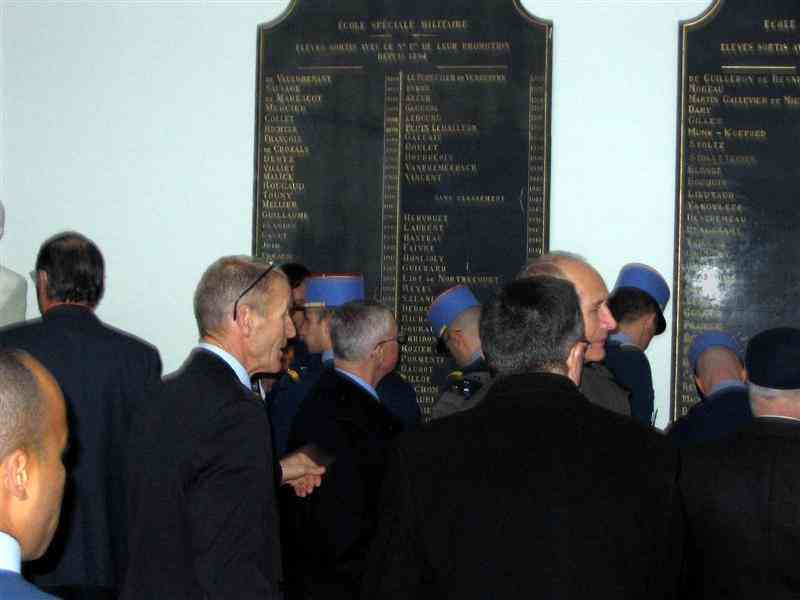 02_IMG_0115 (Sommier).jpg - Dans le hall de l'amphithéâtre Napoléon : en attendant les allocutions et les exposés